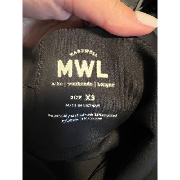 NWT Madewell Women's MWL Form High-Rise 7" Biker Activewear Shorts Black Size XS - Picture 7 of 12